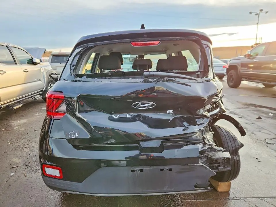 2022 HYUNDAI VENUE SE  