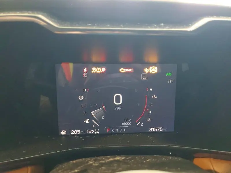 2023 GMC CANYON AT4  