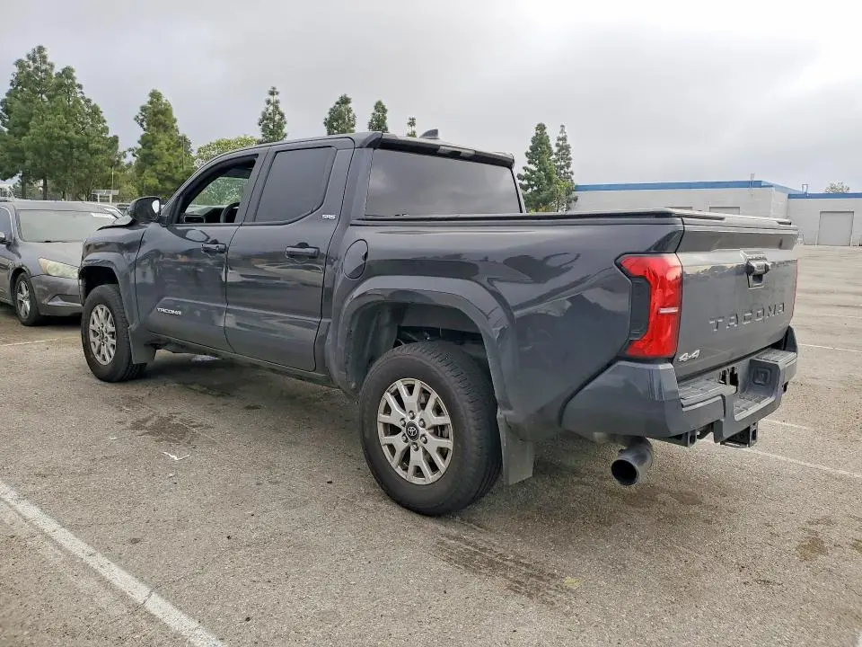 2024 TOYOTA TACOMA SR5  