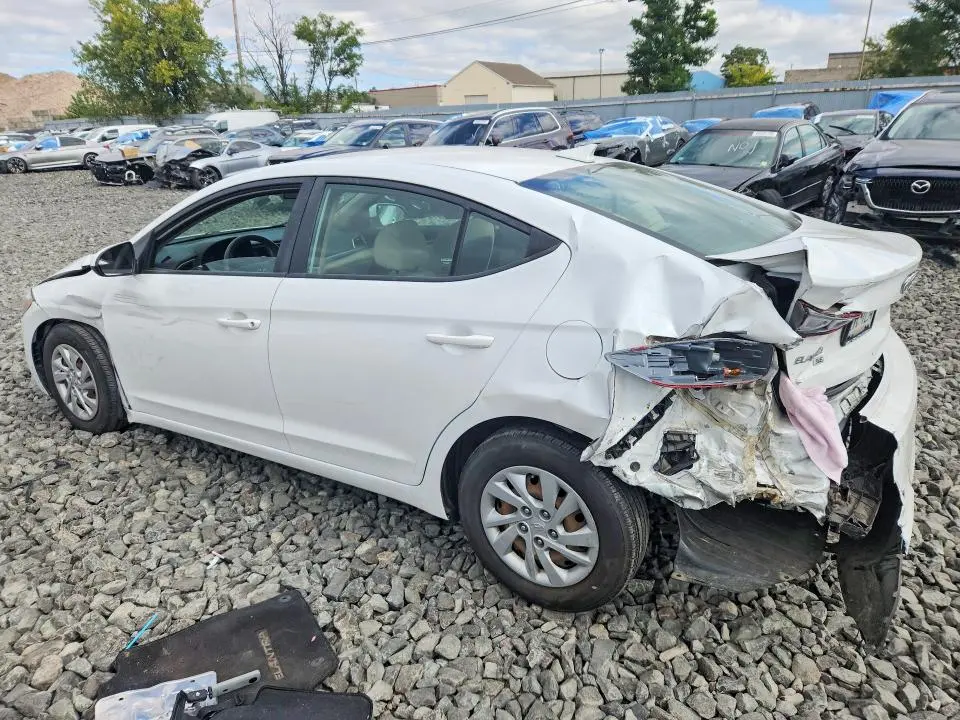 2018 HYUNDAI ELANTRA SE  