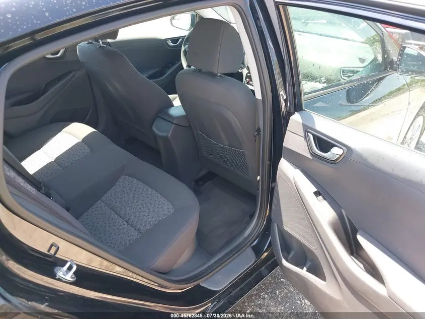 2018 HYUNDAI IONIQ HYBRID BLUE