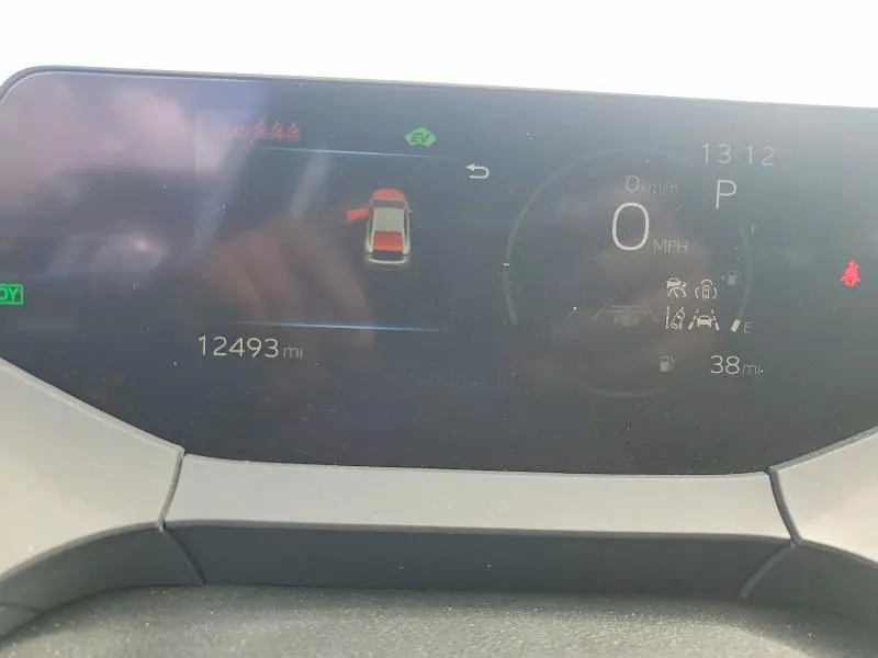 2024 TOYOTA PRIUS XLE  