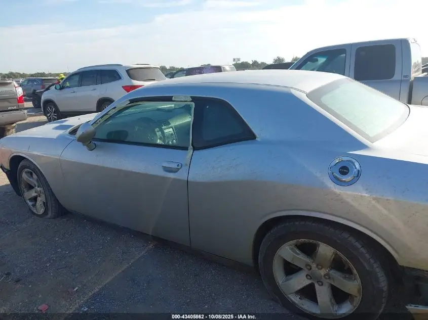 2012 DODGE CHALLENGER SXT