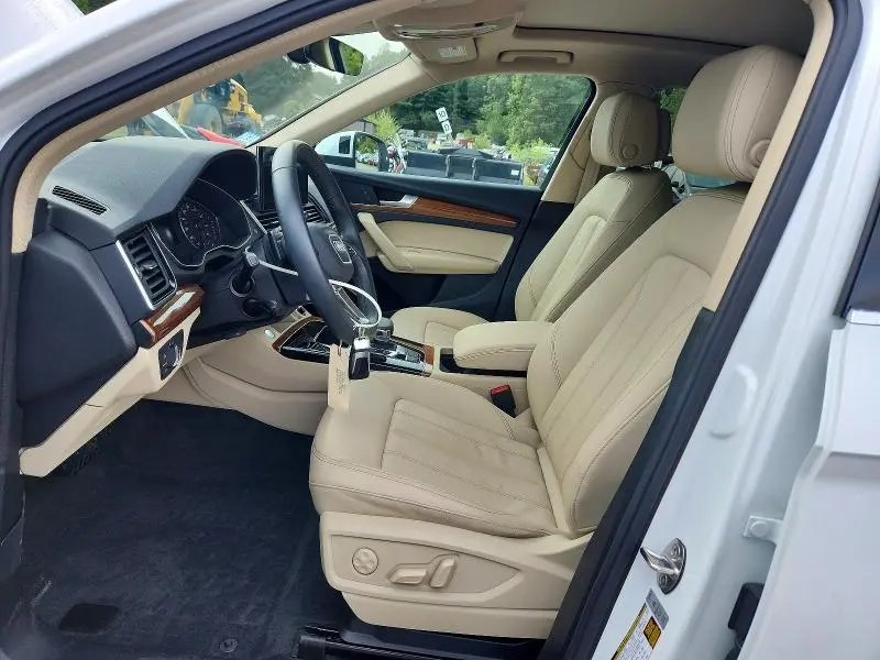 2024 AUDI Q5 PREMIUM 40  