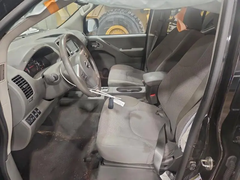 2019 NISSAN FRONTIER SV  