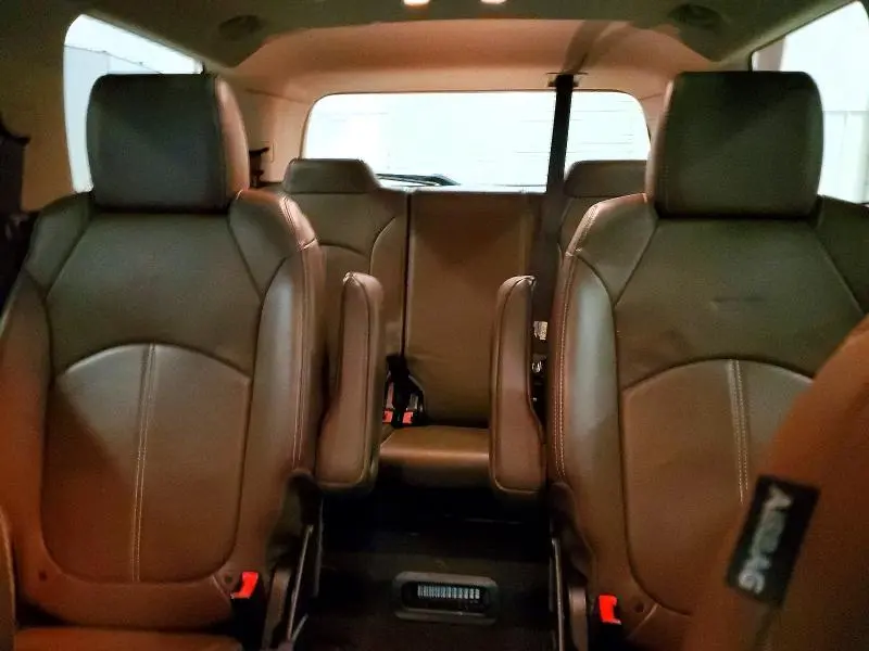 2016 GMC ACADIA SLT-1  