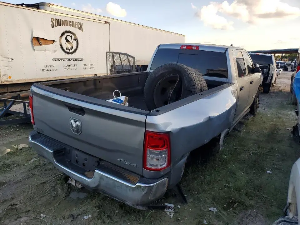 2021 RAM 3500 TRADESMAN  