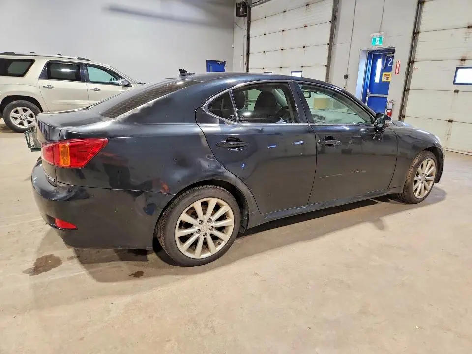 2010 LEXUS IS 250  