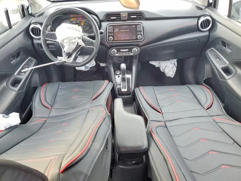 2020 NISSAN VERSA SR  