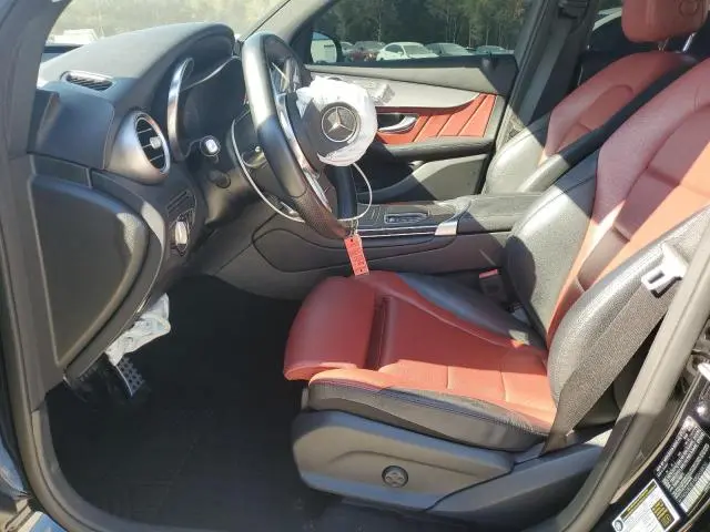 2021 MERCEDES-BENZ GLC 300  