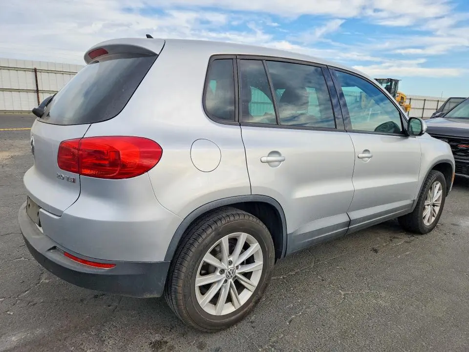 2014 VOLKSWAGEN TIGUAN S  