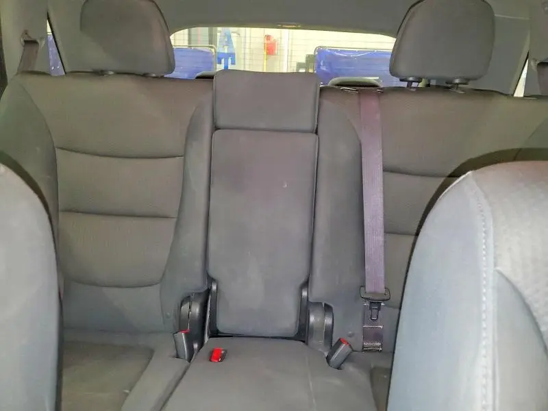 2013 KIA SORENTO LX  