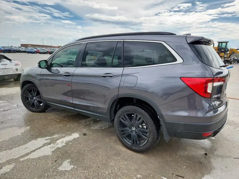 2021 HONDA PILOT SE  