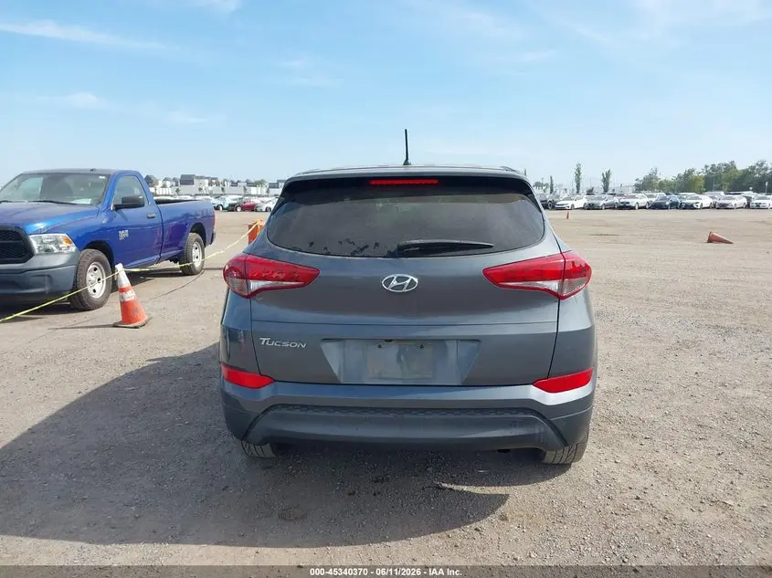 2018 HYUNDAI TUCSON SE