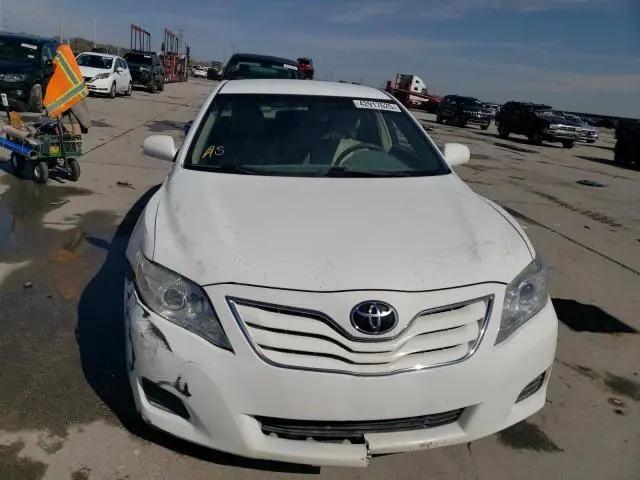 2010 TOYOTA CAMRY BASE  