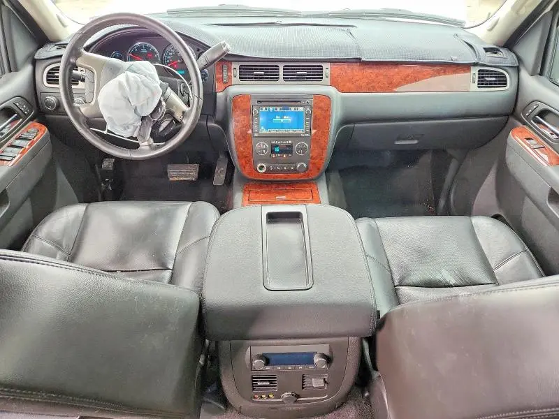 2011 CHEVROLET AVALANCHE LTZ  