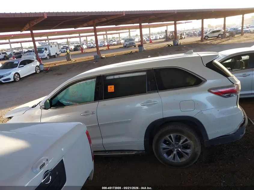 2015 TOYOTA HIGHLANDER LE PLUS V6
