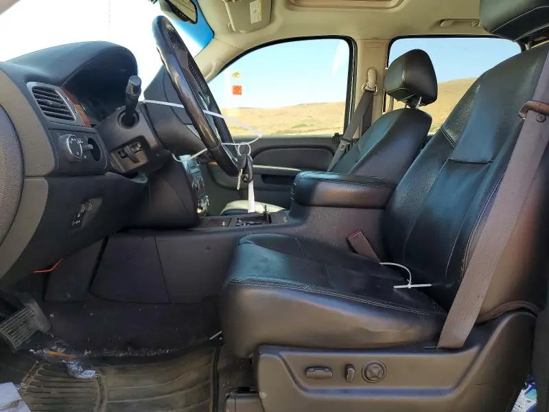 2011 CHEVROLET AVALANCHE LTZ  