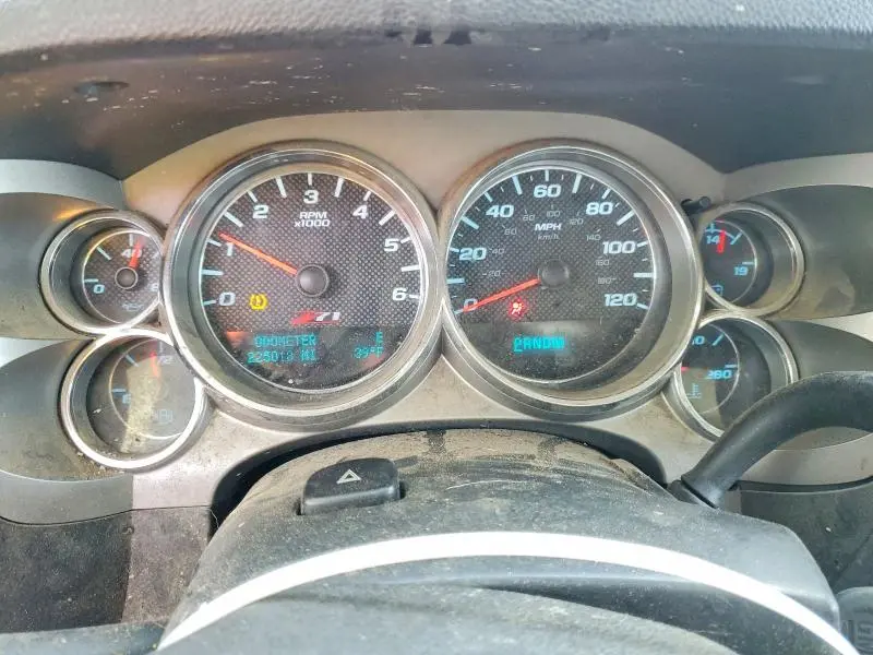2011 CHEVROLET SILVERADO K1500 LT  