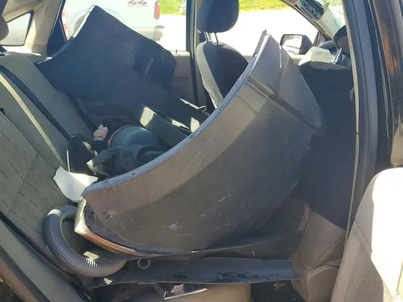 2011 FORD FOCUS SE  