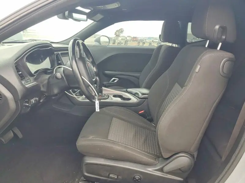 2021 DODGE CHALLENGER SXT  