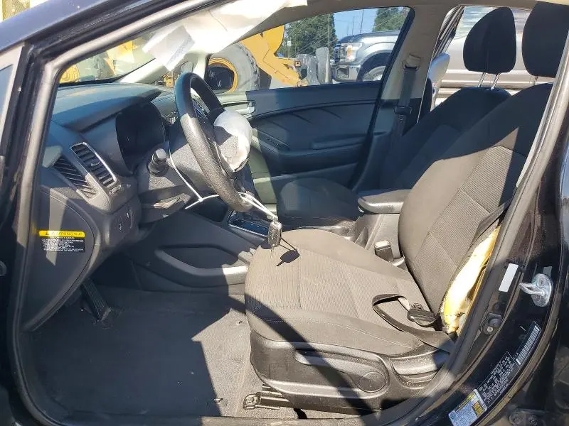 2018 KIA FORTE LX  