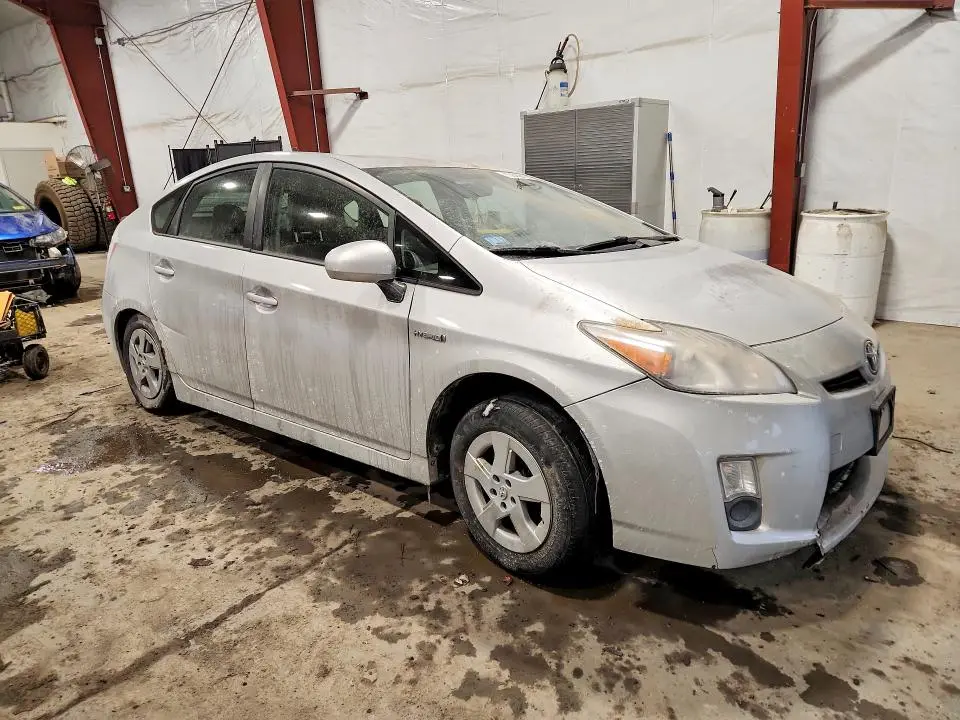 2011 TOYOTA PRIUS   