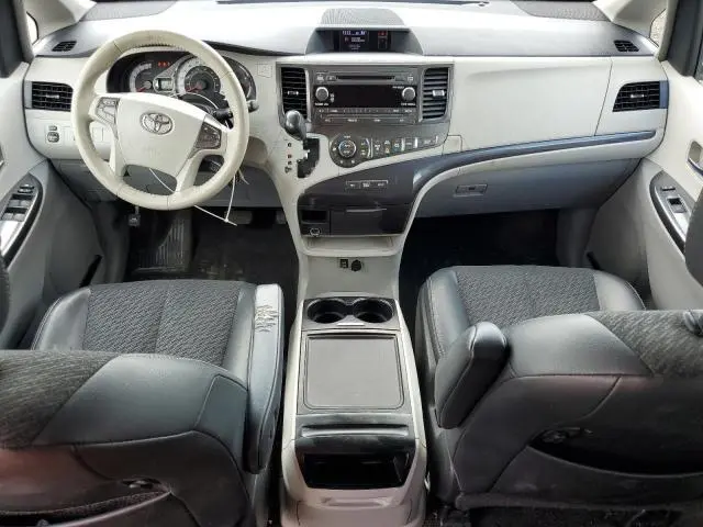2014 TOYOTA SIENNA SPORT  