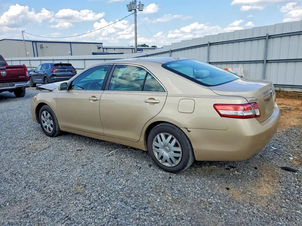 2011 TOYOTA CAMRY BASE  