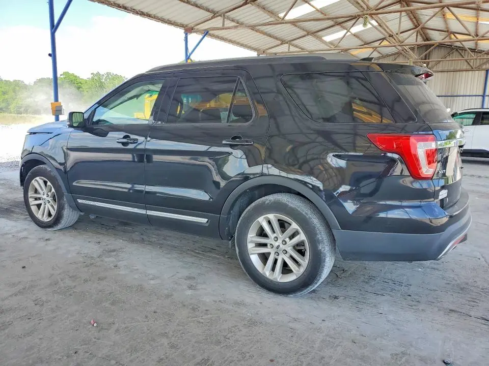 2017 FORD EXPLORER XLT  