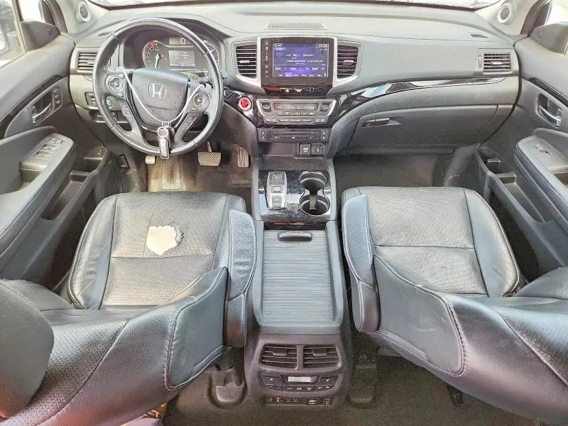 2017 HONDA PILOT ELITE  