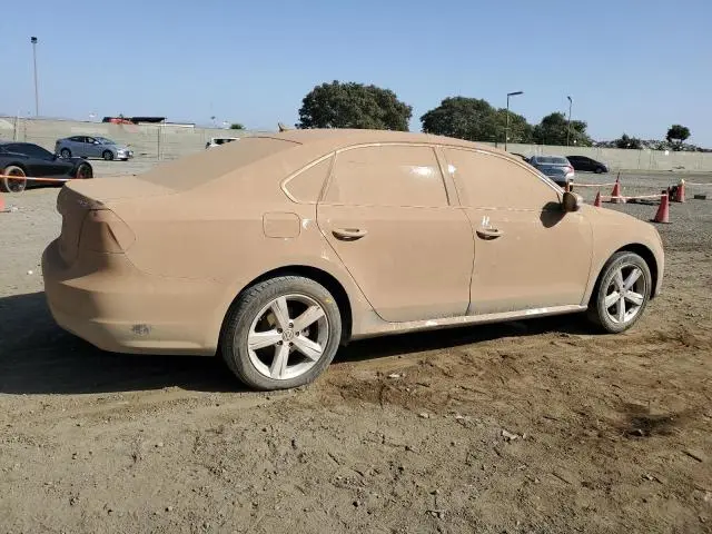 2014 VOLKSWAGEN PASSAT SE  