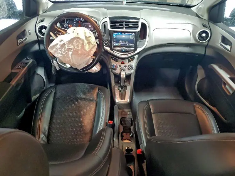 2020 CHEVROLET SONIC PREMIER  