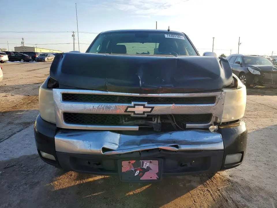 2011 CHEVROLET SILVERADO C1500 LT  