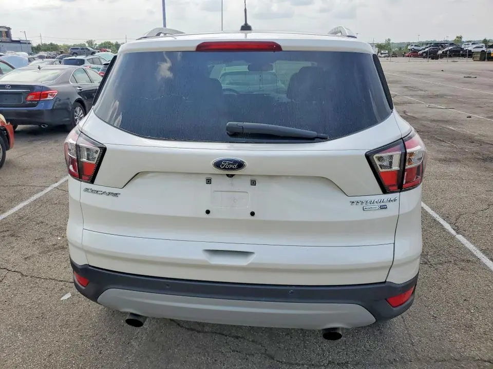 2017 FORD ESCAPE TITANIUM  