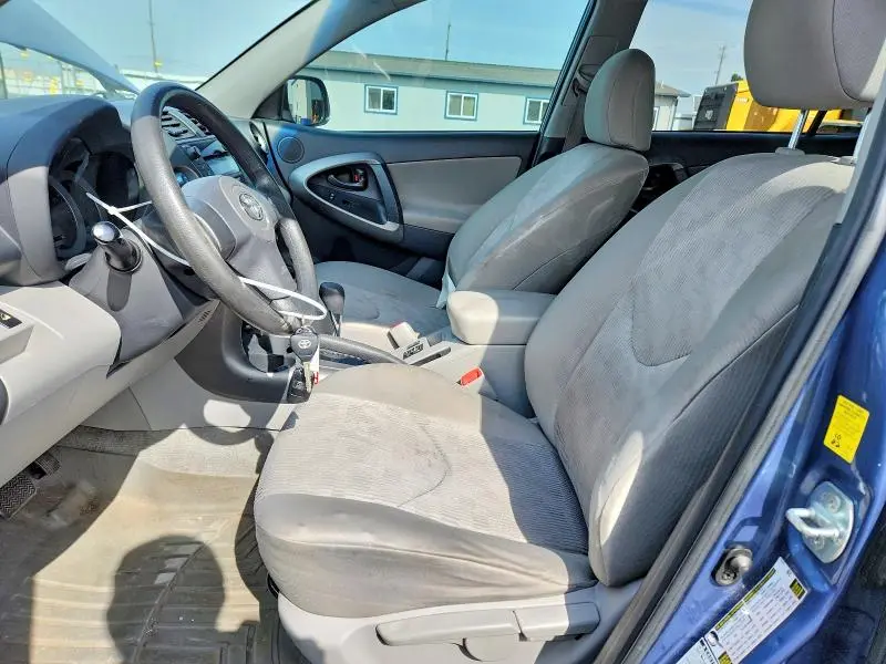 2010 TOYOTA RAV4 BASE  
