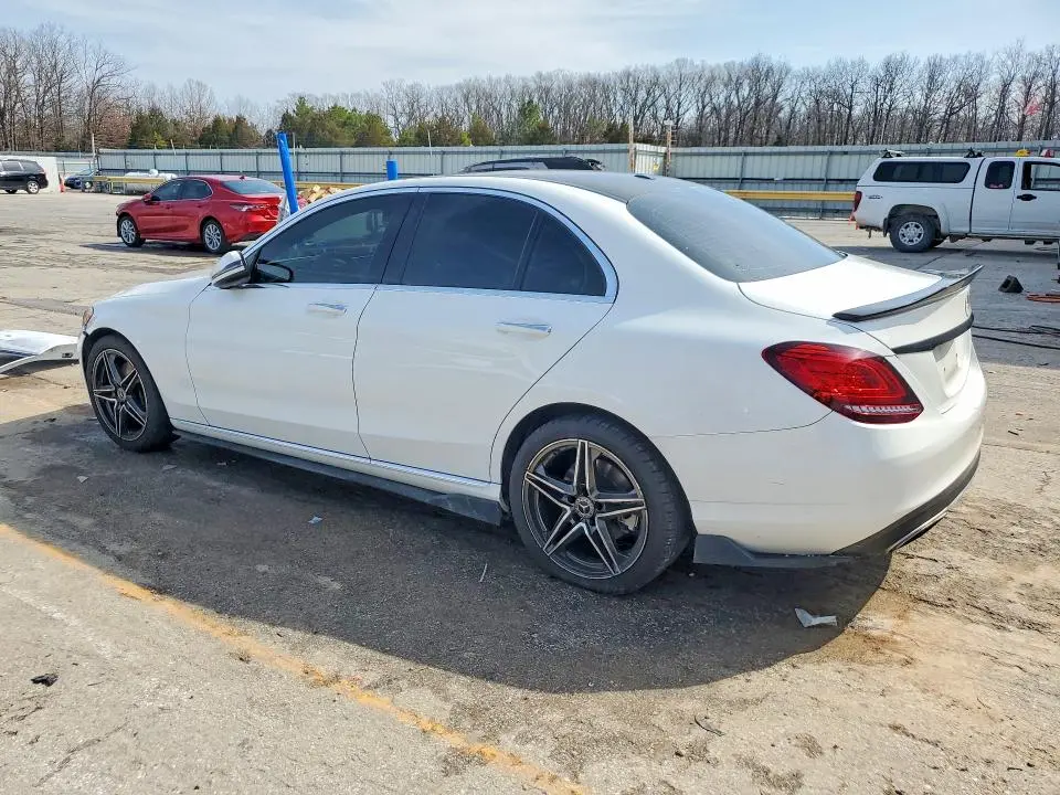2019 MERCEDES-BENZ C 300  