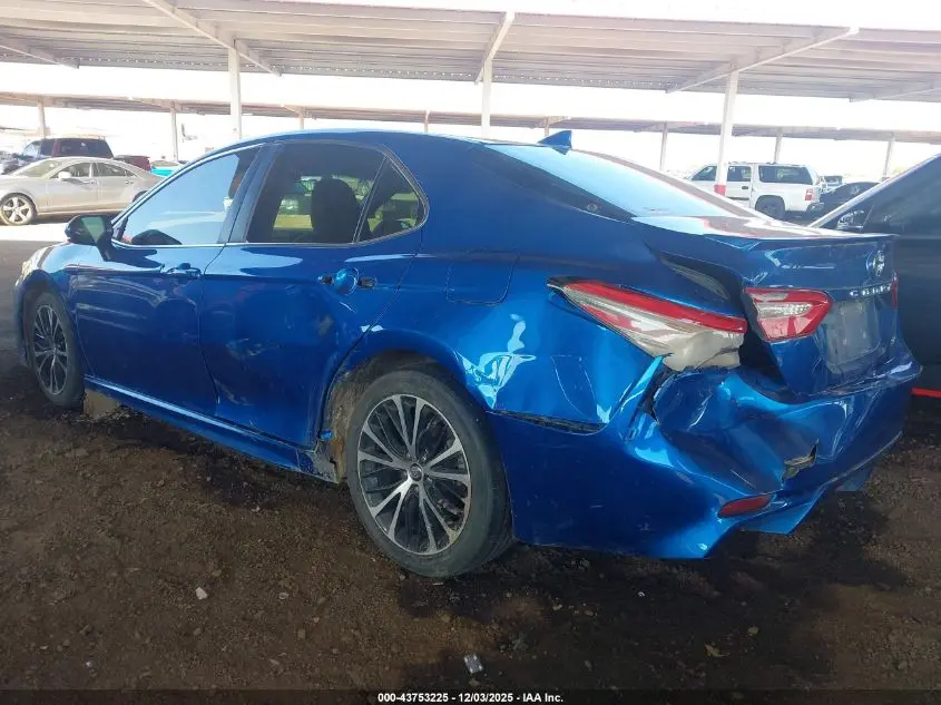 2019 TOYOTA CAMRY SE
