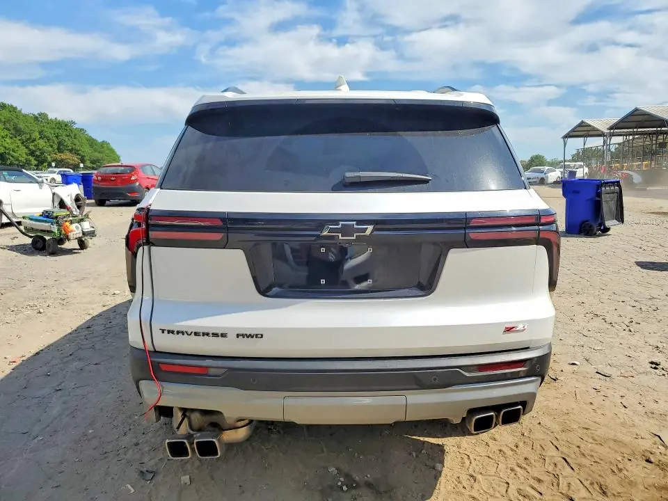 2025 CHEVROLET TRAVERSE Z71  