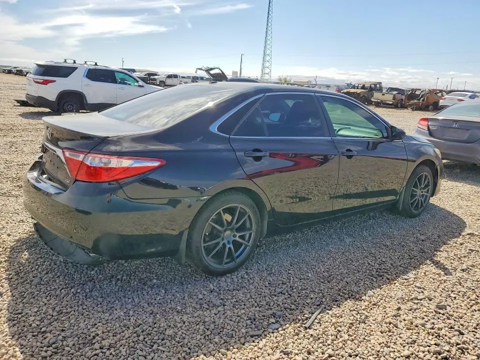 2017 TOYOTA CAMRY XSE  