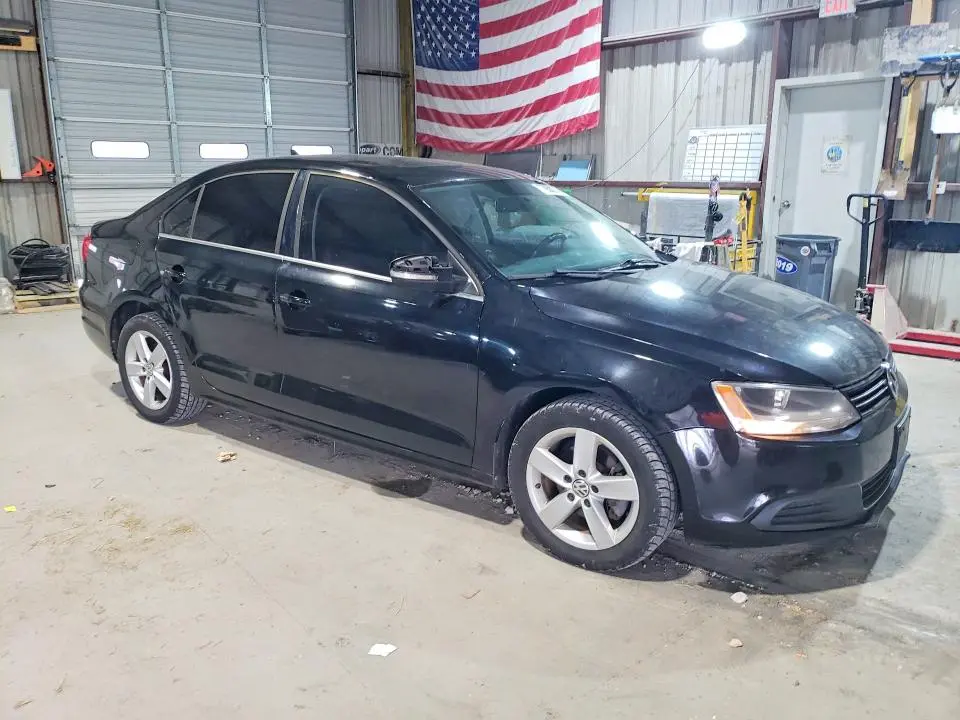 2013 VOLKSWAGEN JETTA TDI  