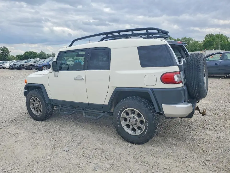 2012 TOYOTA FJ CRUISER BASE  