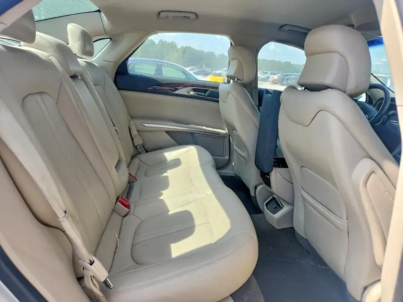 2016 LINCOLN MKZ   