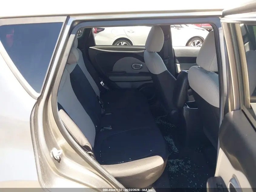 2015 KIA SOUL  