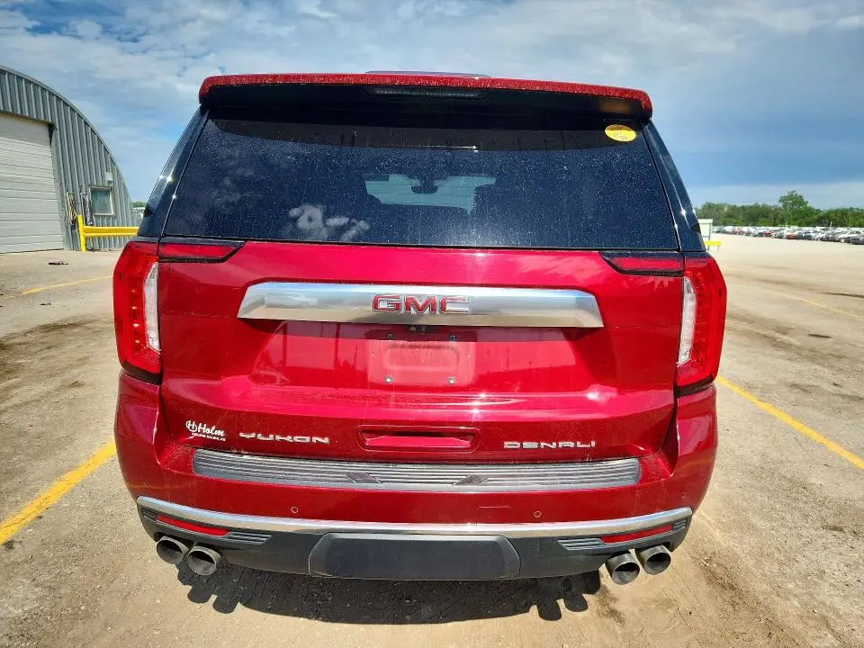 2021 GMC YUKON DENALI  