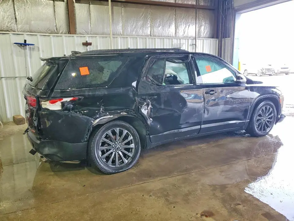 2022 CHEVROLET TRAVERSE RS  