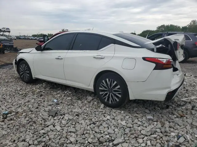 2024 NISSAN ALTIMA SV  
