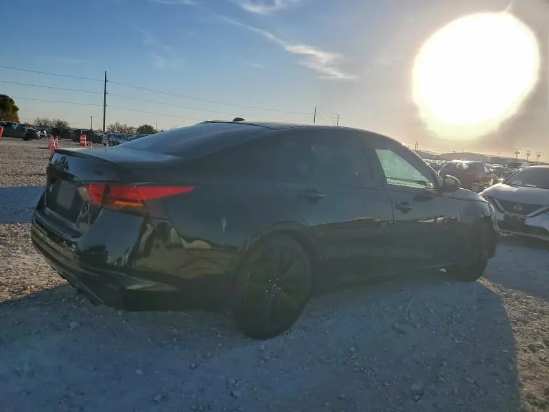 2020 NISSAN ALTIMA SR  