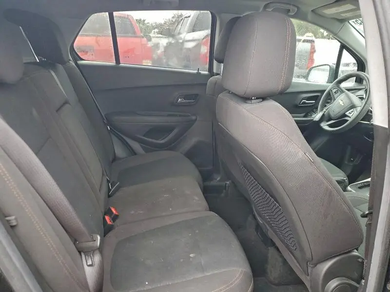 2021 CHEVROLET TRAX LS  