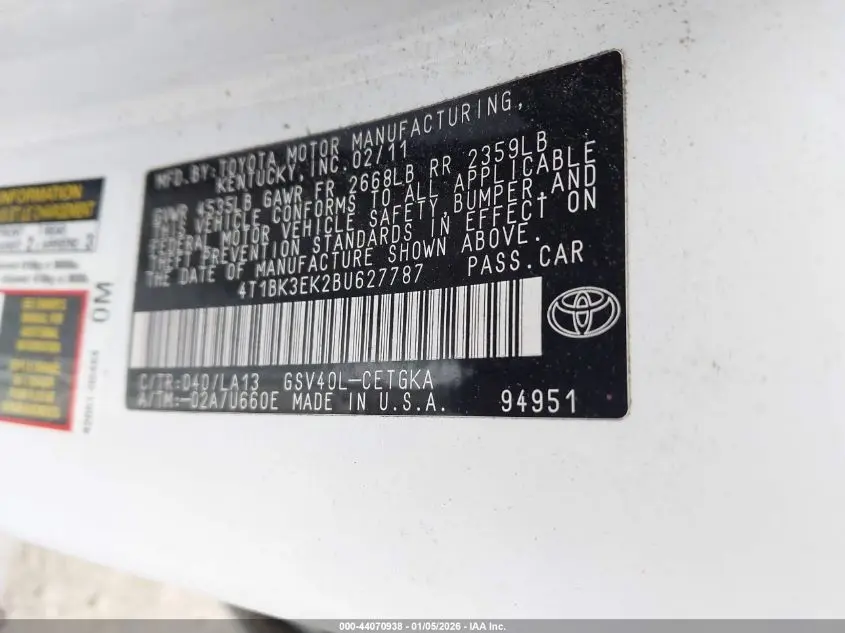 2011 TOYOTA CAMRY XLE V6